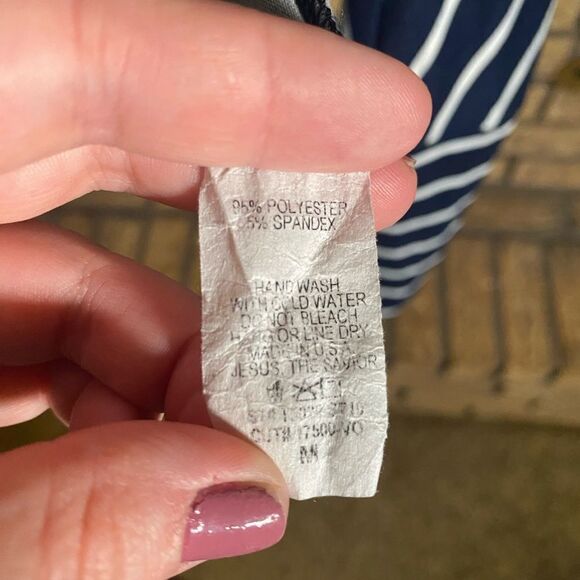 Reb‎ in J blue and white striped top - Picture 4 of 5